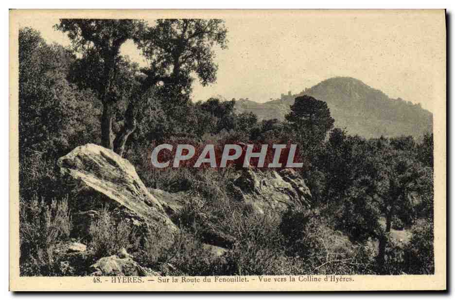 Hyères — Sur la Route du Fenouillet — Vue vers la Colline d'Hyères — Taron - Librairie-Journaux