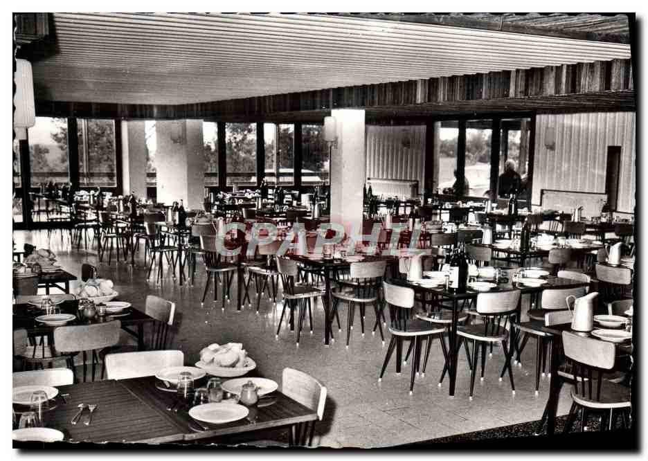 CPM Village de Vacances pour familles Le Restaurant Le Pradet VVF