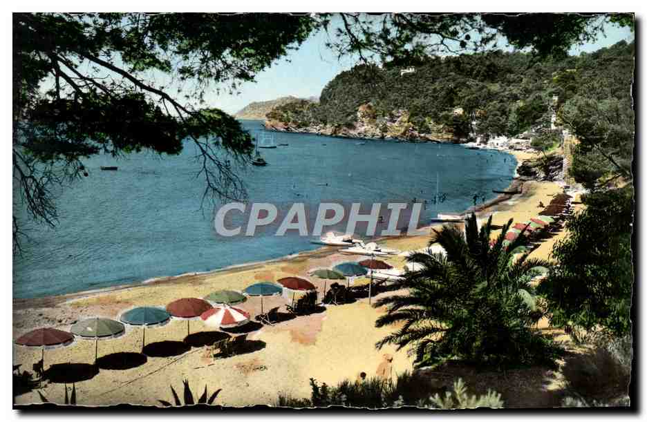 CPM Le Rayol Canadel sur Mer Une des plages du Rayol