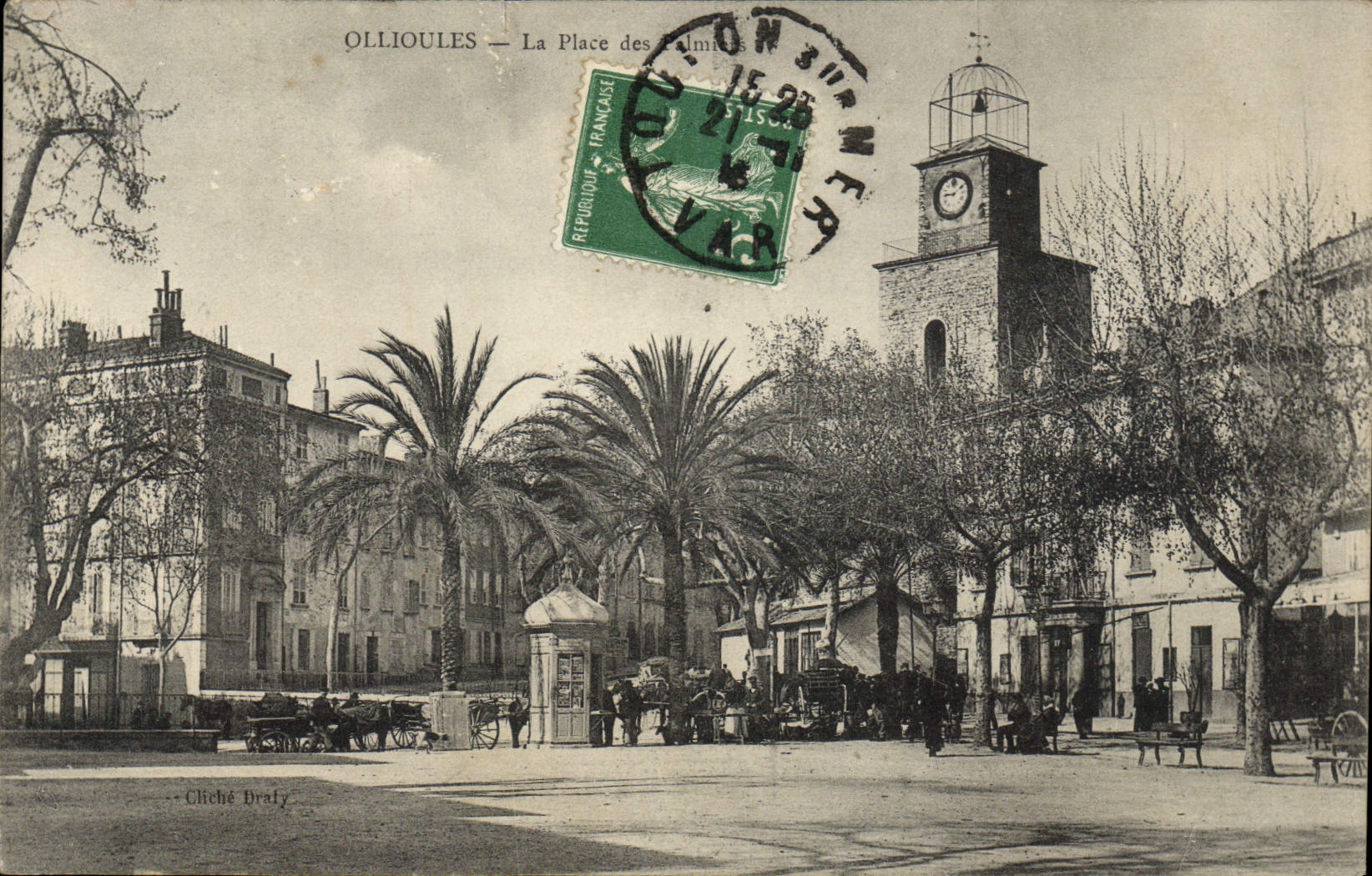 CPA Ollioules La Place des palmiers 