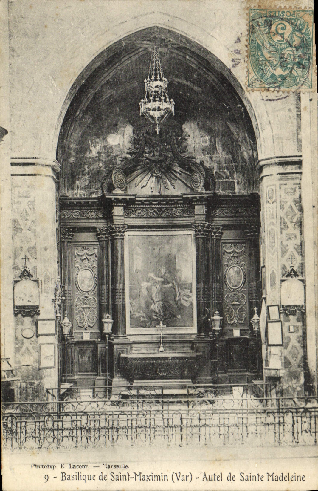 CPA Basilique de St Maximin Autel de Sainte Madeleine