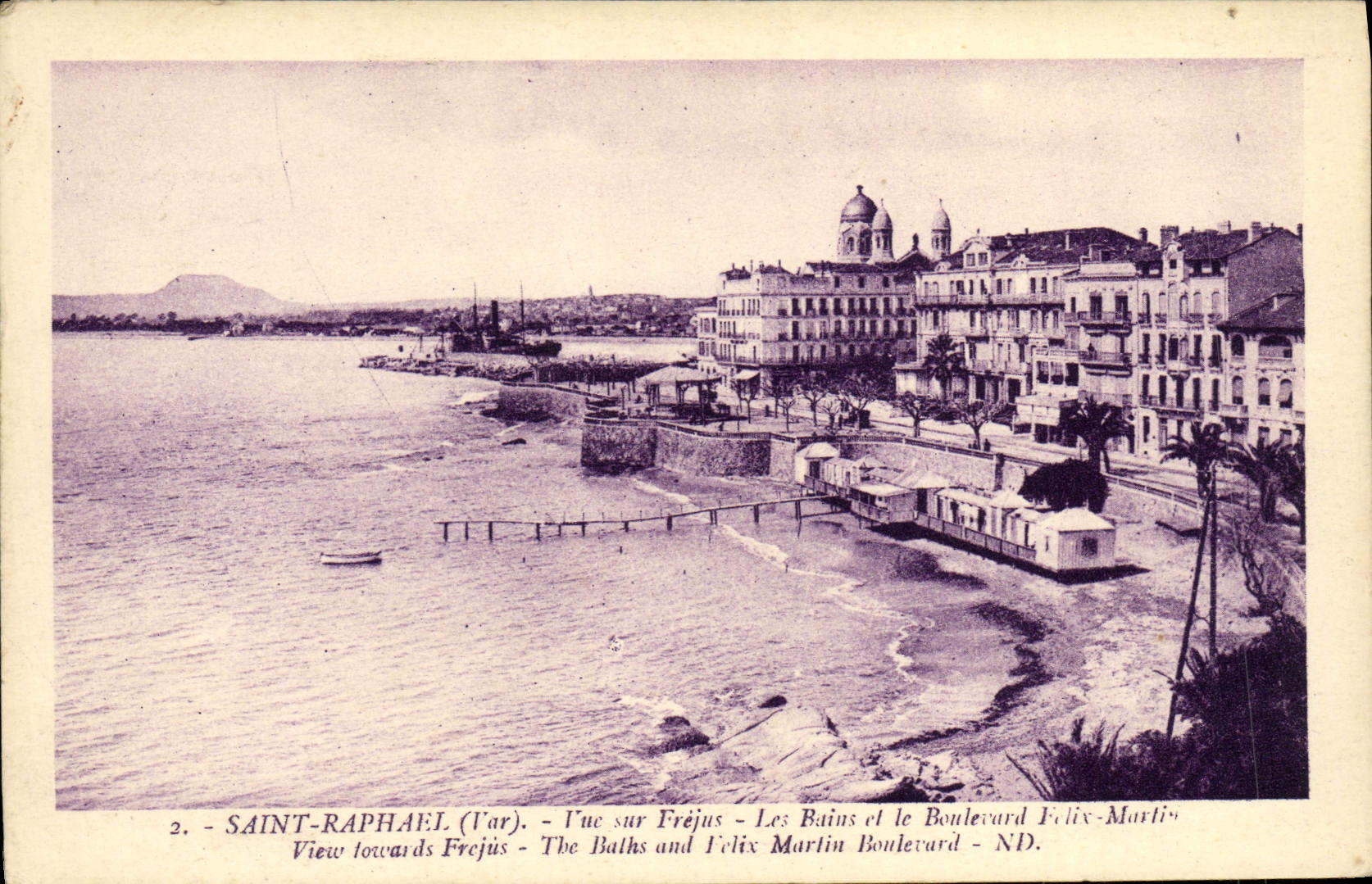 Saint-Raphaël (Var) — Vue sur Fréjus — Les Bains et le Boulevard Félix-Martin — Éditeur : Lévy et Mercier, Paris