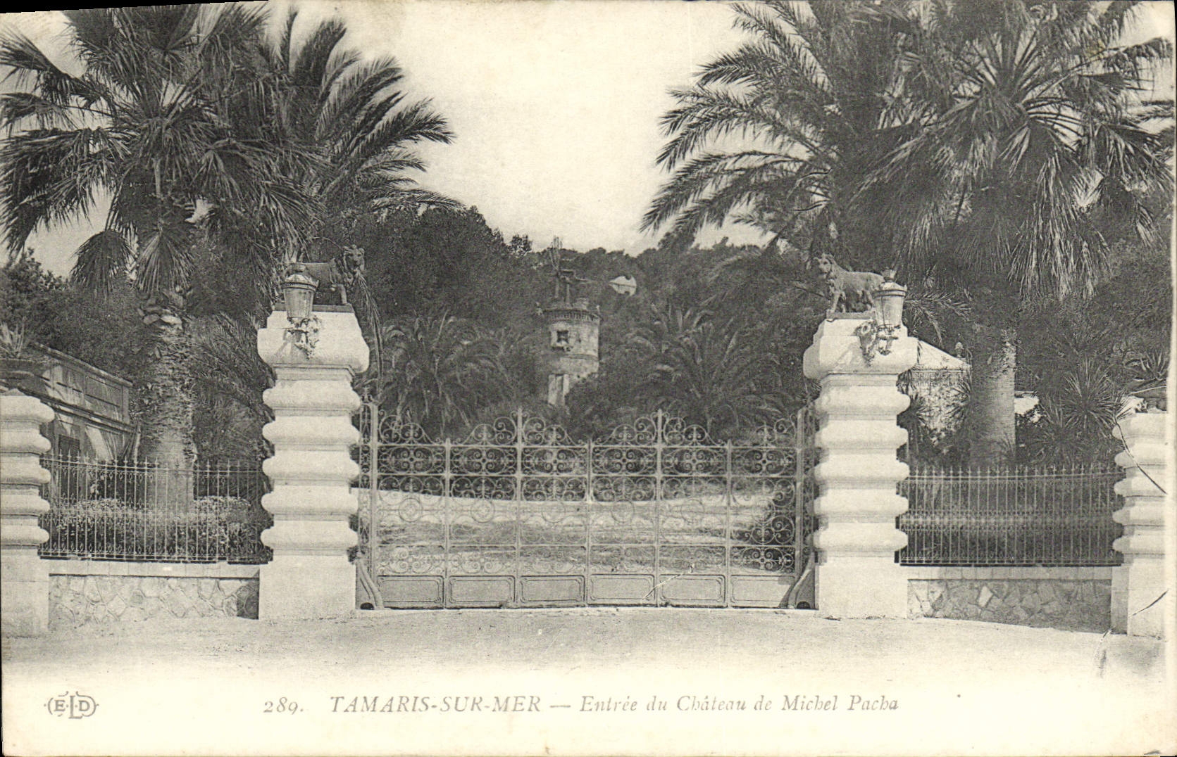 CPA Tamaris sur Mer entree du chateau de Michel Pacha 