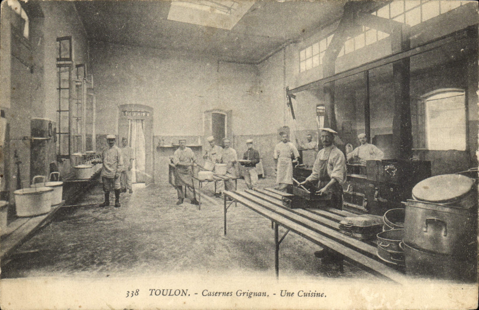 Toulon - Casernes Grignan - Une Cuisine