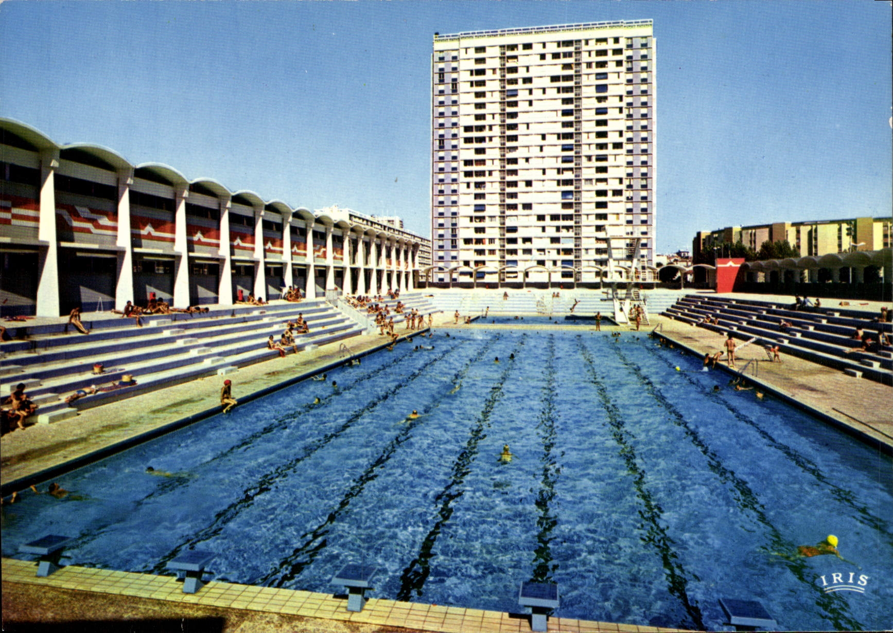 Piscine olympique — Toulon (Var) — Éditions Diplôme