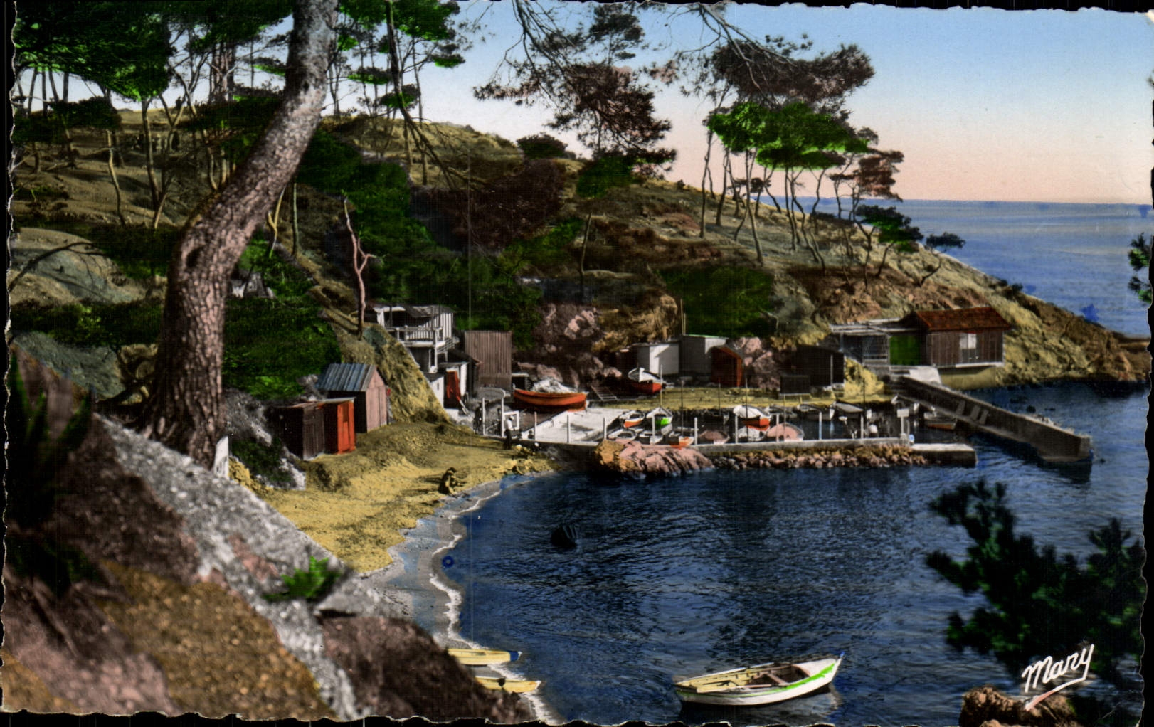 Port-Mejean — vue de la plage et du port — Éditions MARY, n°842