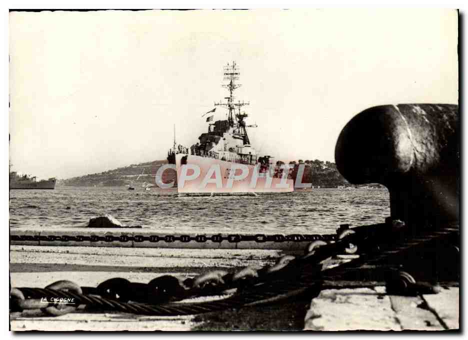 CPM Navires de Guerre au Mouillage en Rade de Toulon Bateau 0625