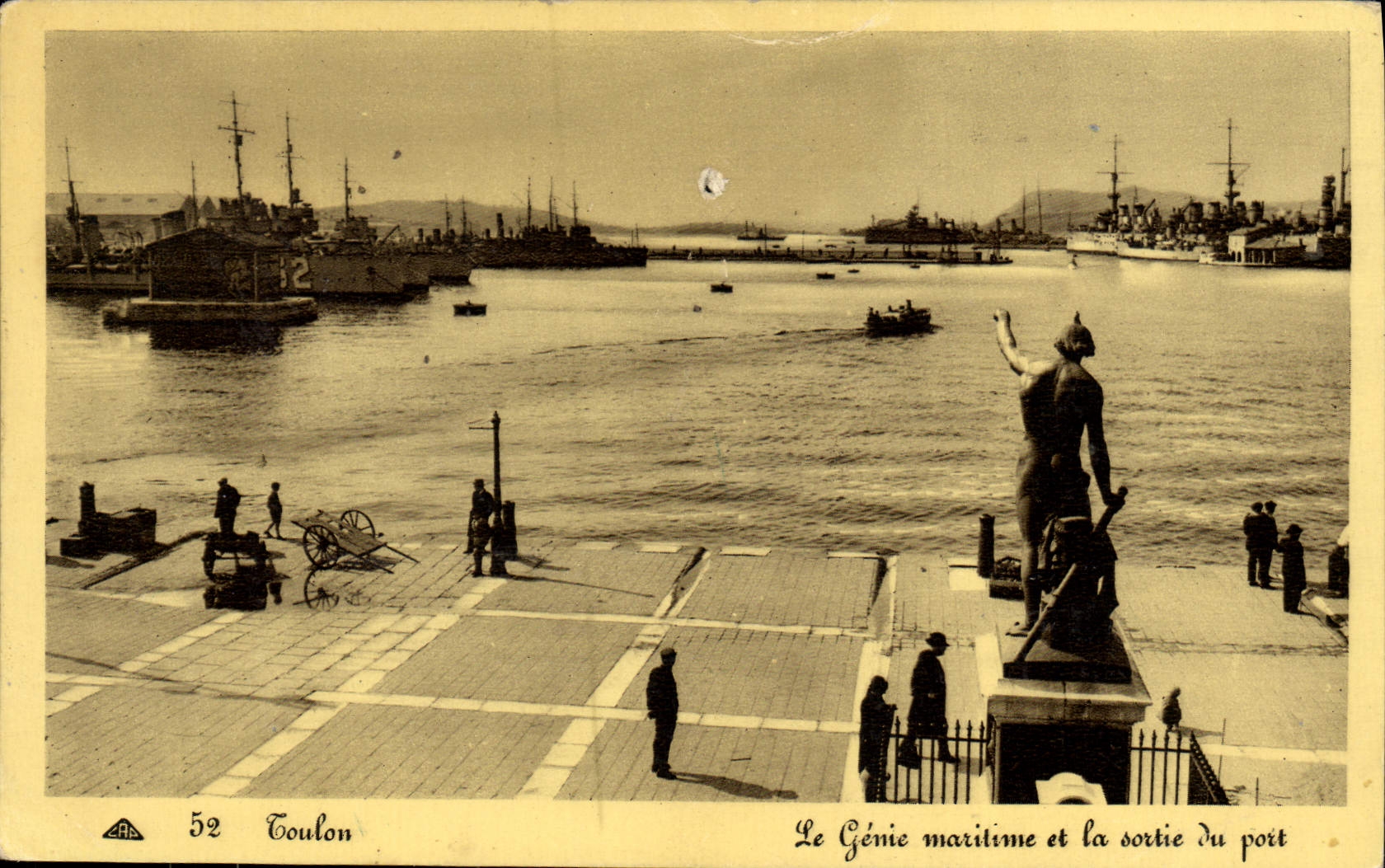 Toulon — Le Génie maritime et la sortie du port — éditeur ARA, n° 52