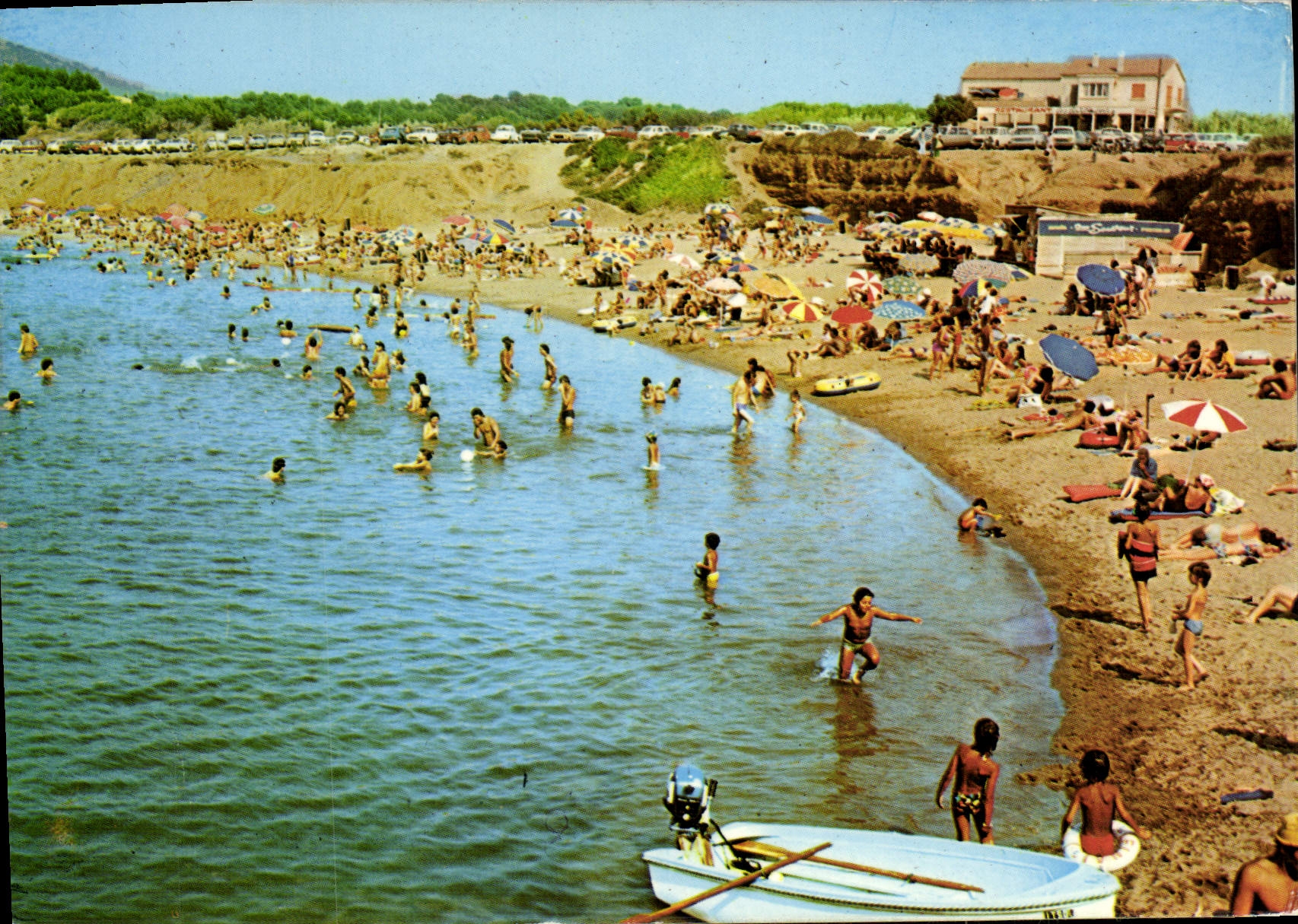 CPM Six Fours Les Plages 