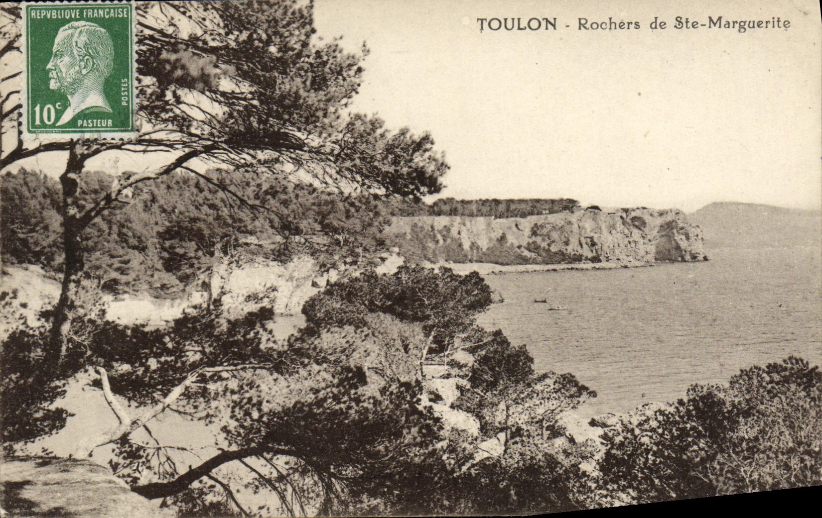 Toulon - Rochers de Ste-Marguerite — vue côtière avec timbre Pasteur 10c