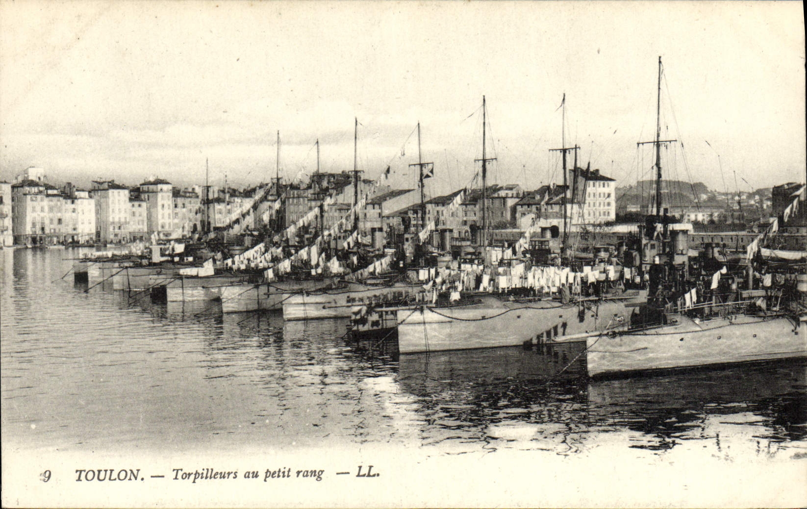 Toulon — Torpilleurs au petit rang — LL.