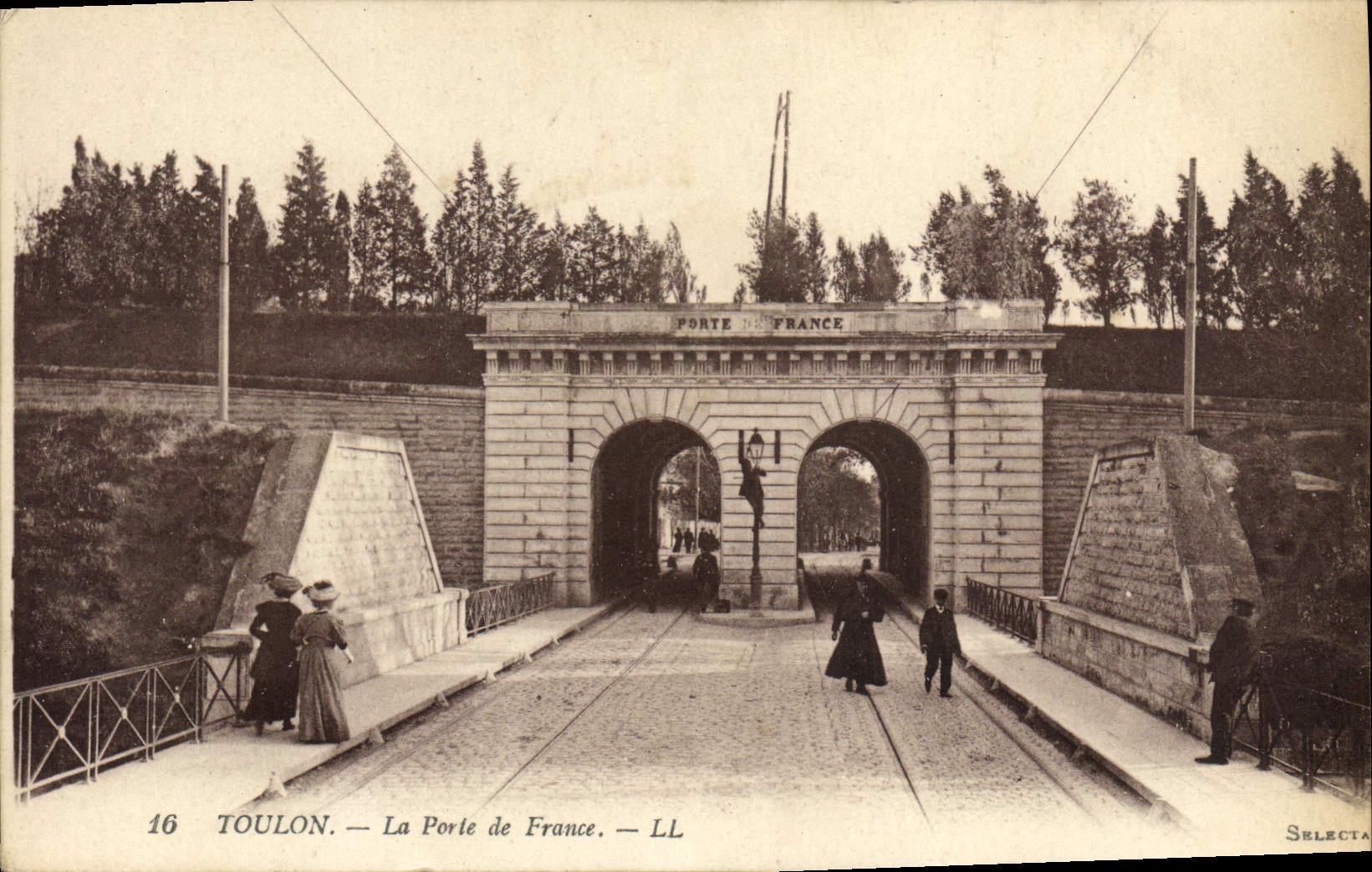 CPA Toulon La porte de France 