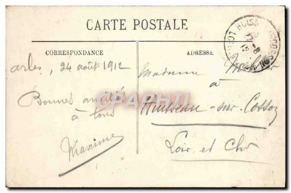 CPA Arles Arlesienne au couvent de Sainte Trophime Folklore  — Verso