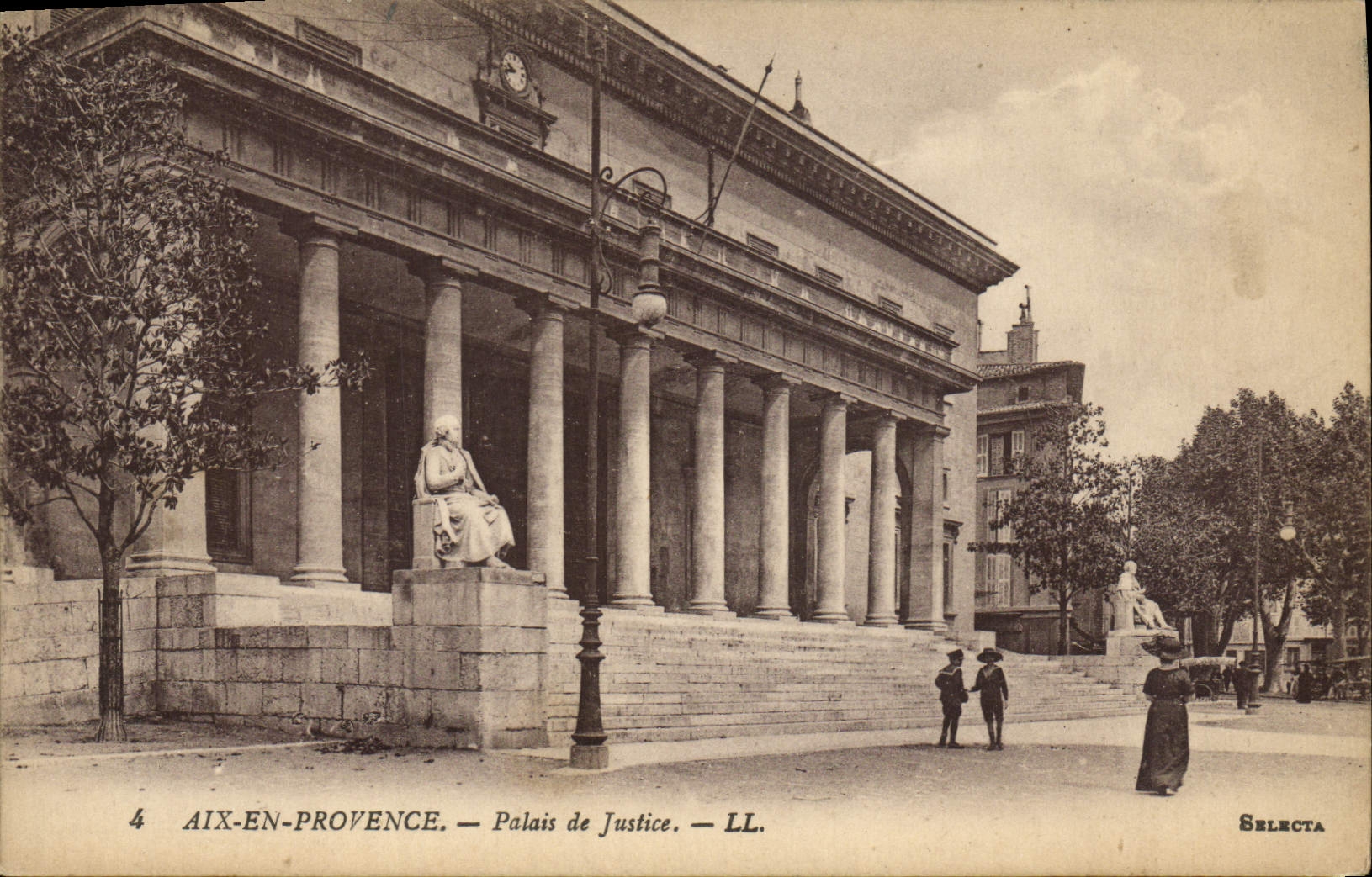 Aix-en-Provence — Palais de Justice — Selecta
