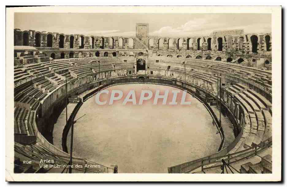 CPA Arles Vue Interieure Des Arenes
