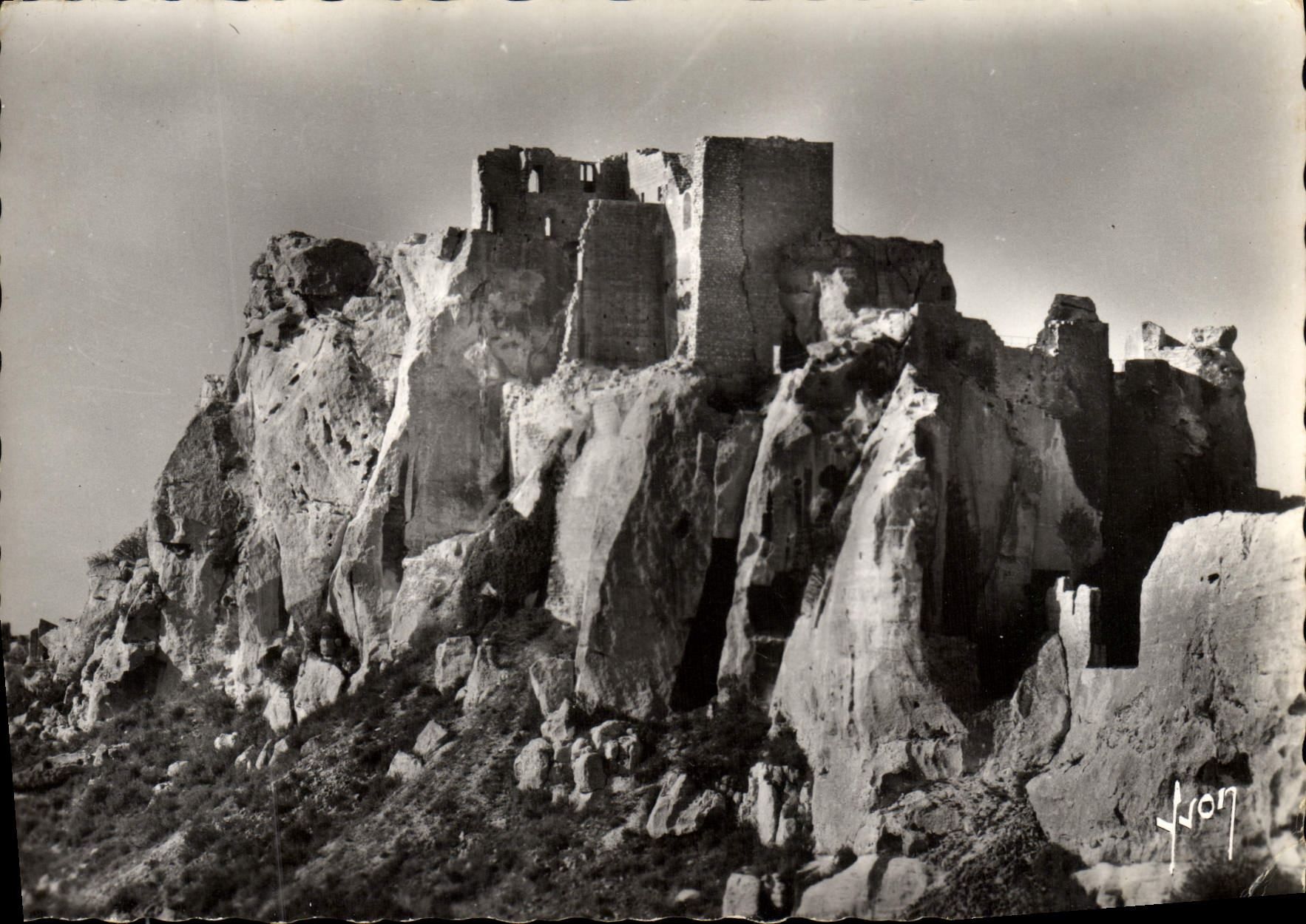 Les Baux (B.-du-R.) — Le Château — Les Éditions d'Art Yvon, Paris