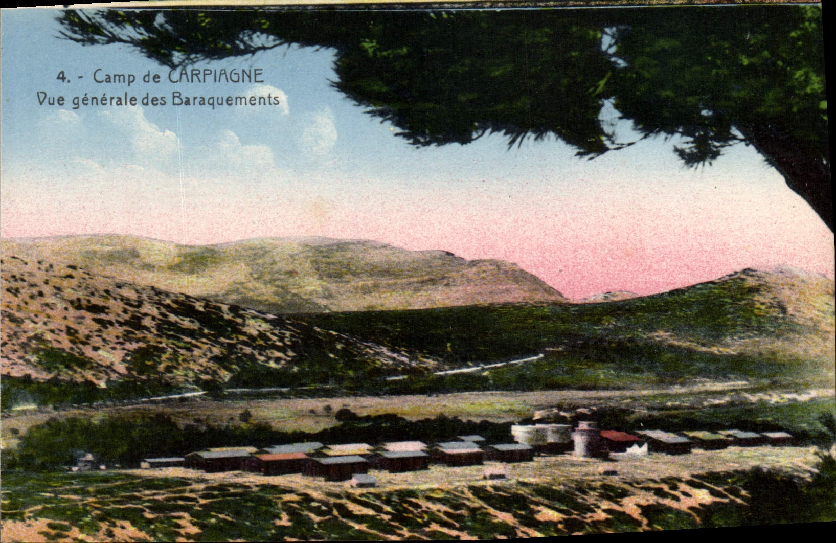 CPA Camp de Carpiagne Vue Generale des baraquements 