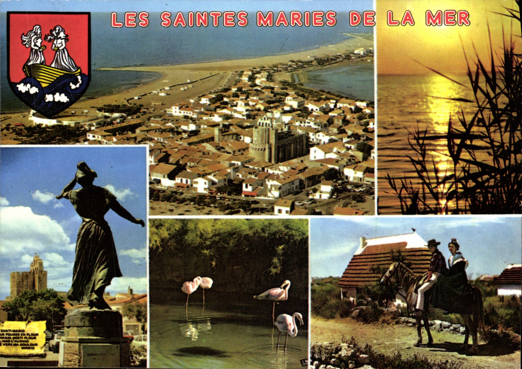 Les Saintes Maries de la Mer — vue aérienne, statue, flamants roses et cavaliers — éditeur Société E.C. n° 13.96/53