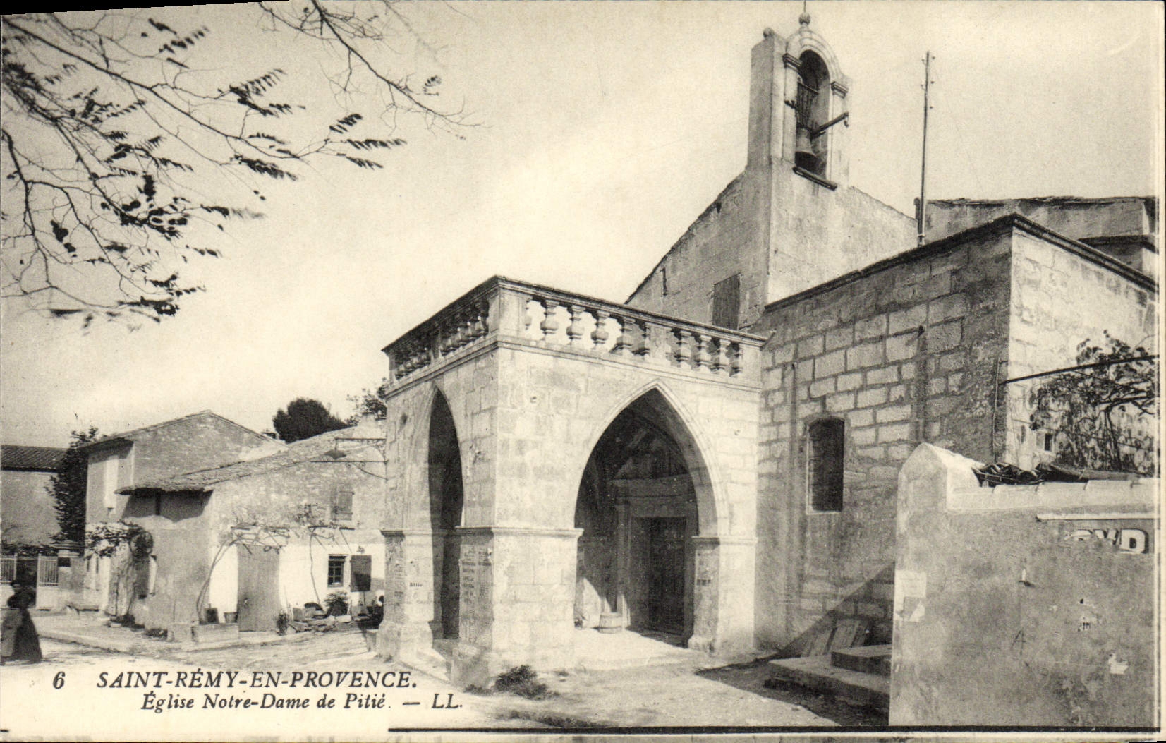 Saint-Rémy-en-Provence — Église Notre-Dame de Pitié — LL