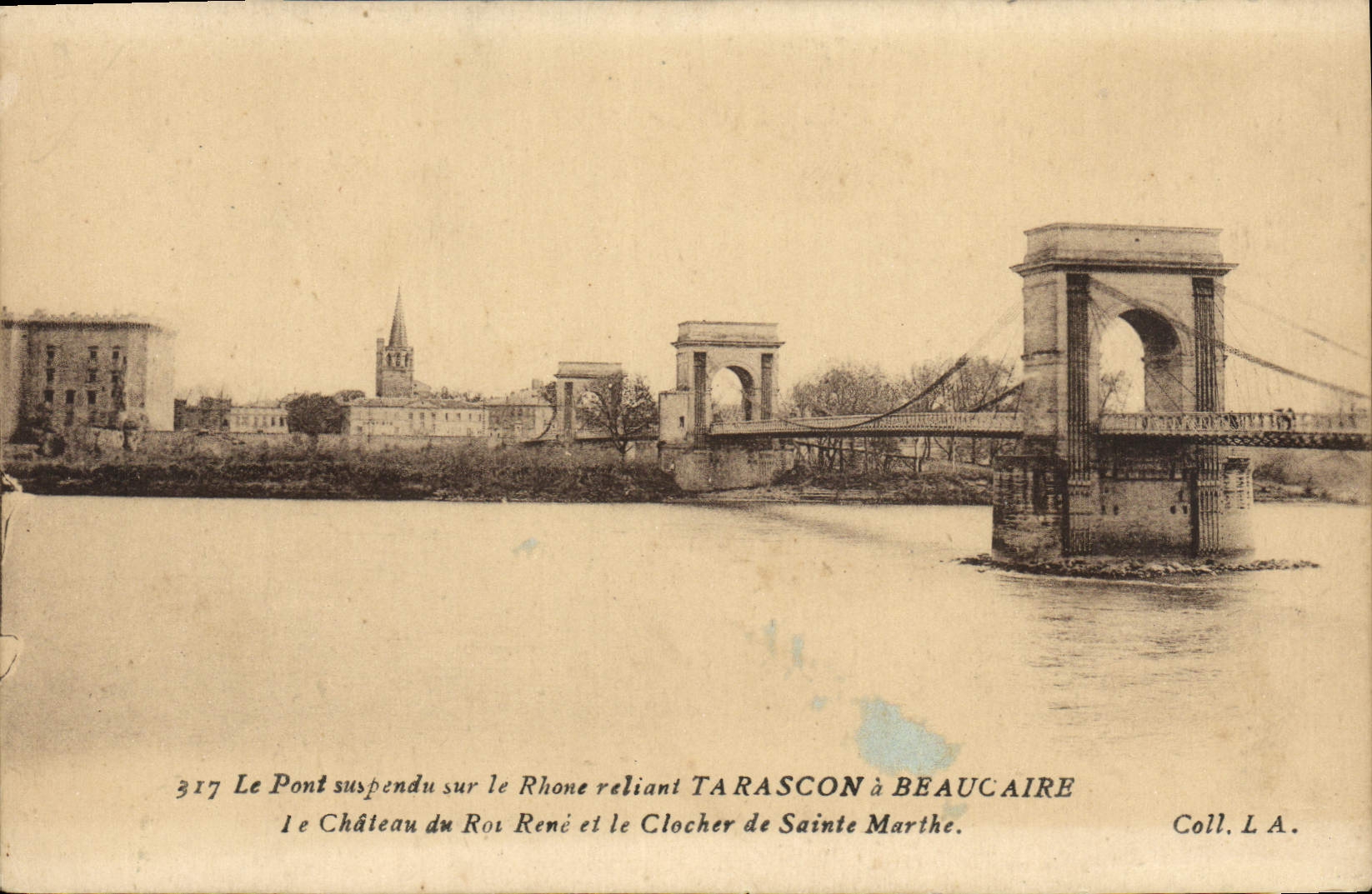 CPA Tarascon Le pont suspendu sur le Rhone 