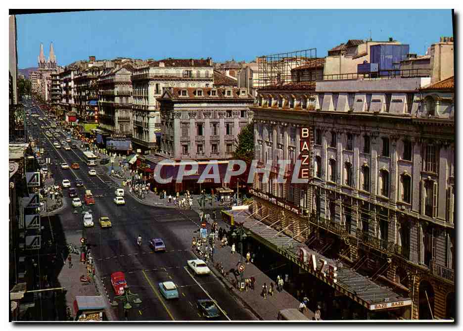 Vue aérienne de la rue de la Canebière à Marseille — éditeur ARYCOLOR, n° 1004
