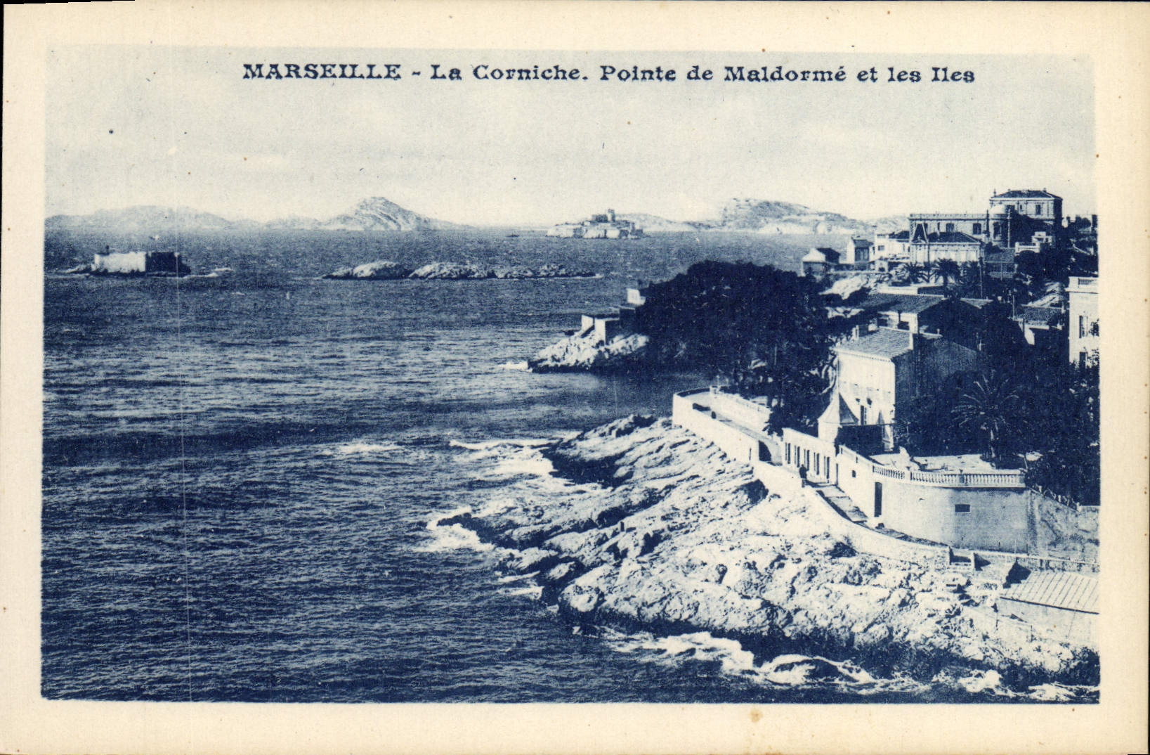CPA Marseille La Corniche Pointe de Maldorme et les lles 