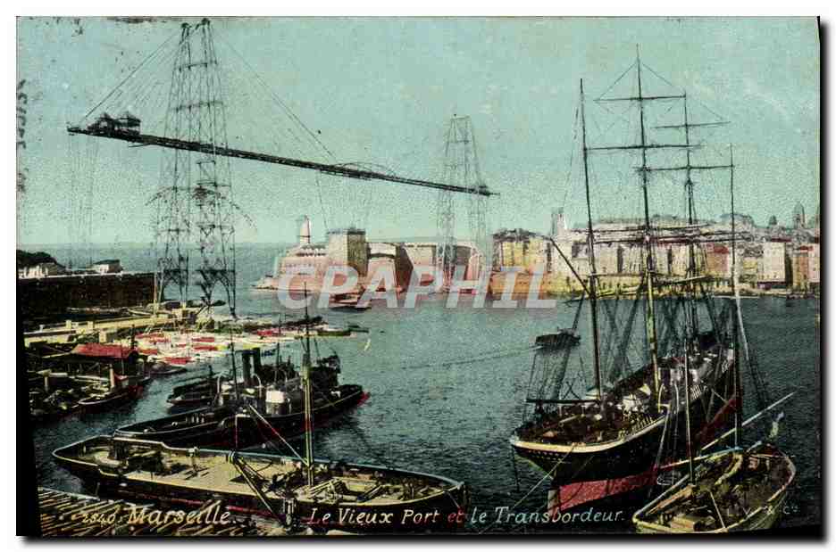CPA Marseille Le Vieux Port et le Transbordeur Bateaux