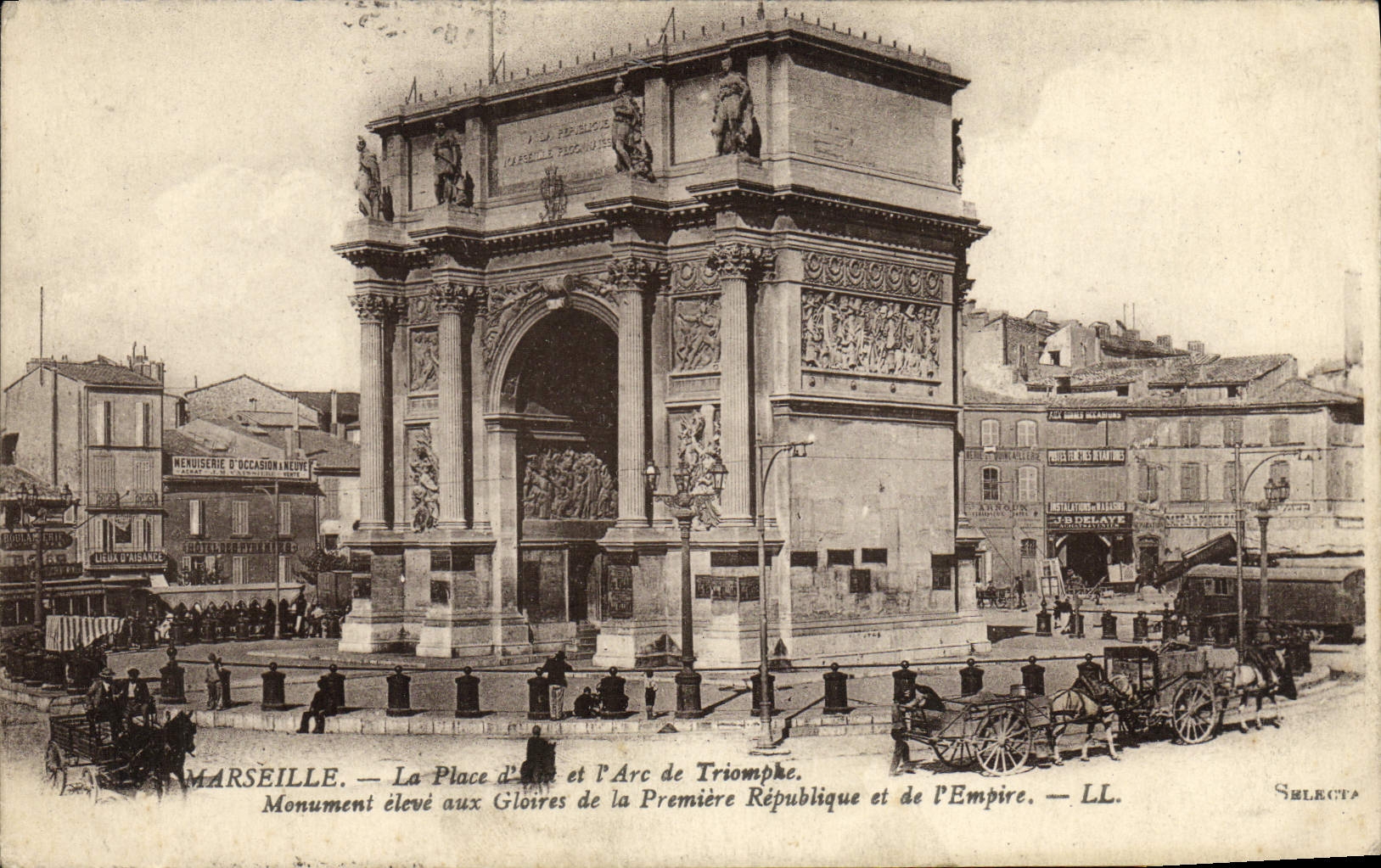 CPA Marseille Monument eleve aux Gloires de la Premiere et de l'Empire 