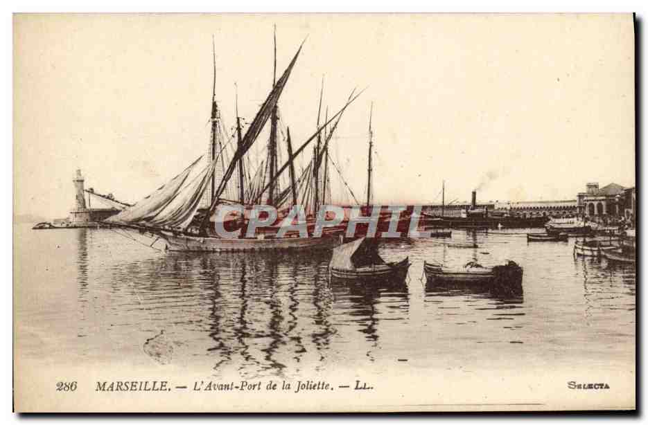 CPA Marseille L'Avant Port de la Joliette Bateaux