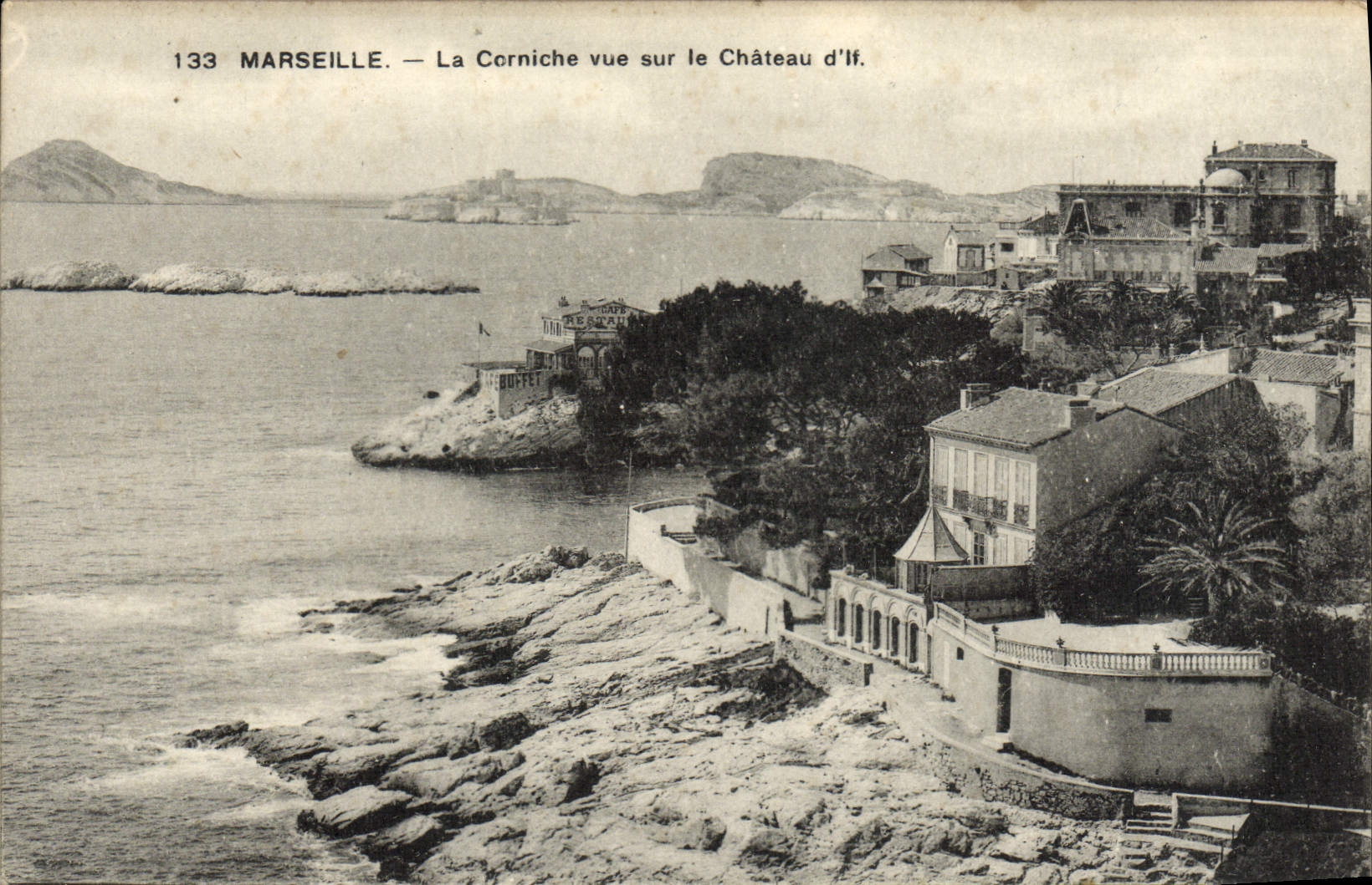 CPA Marseille La corniche vue sur le chateau d'if