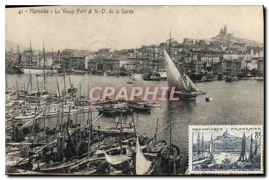 CPA Marseille Le vieux port et ND de la Garde Bateaux