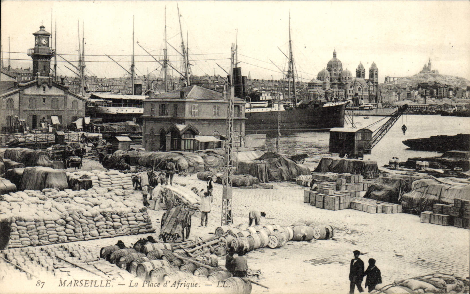 Marseille — La Place d'Afrique — LL. n°87