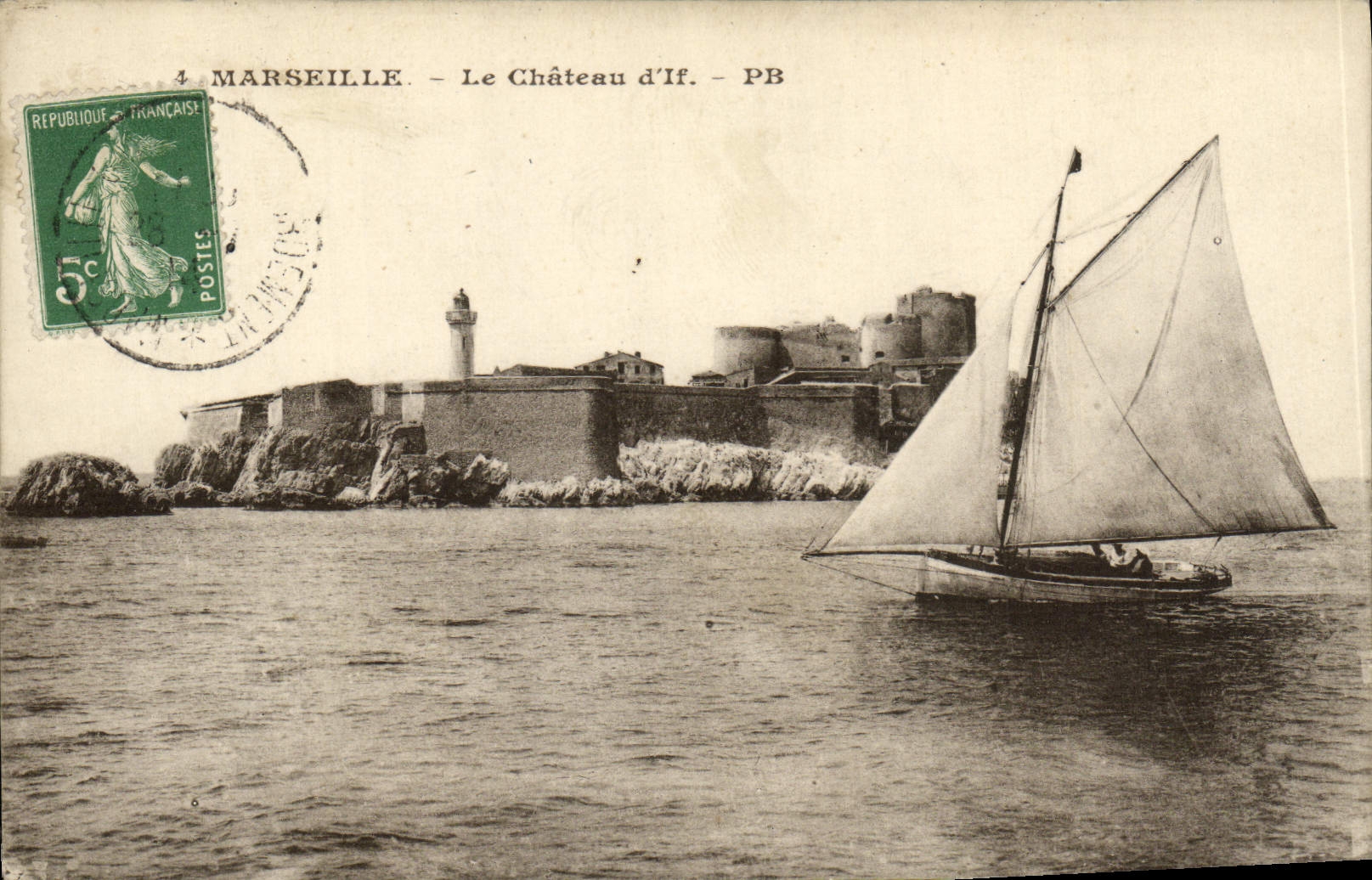 CPA Marseille Le Chateau d'IF Bateau 