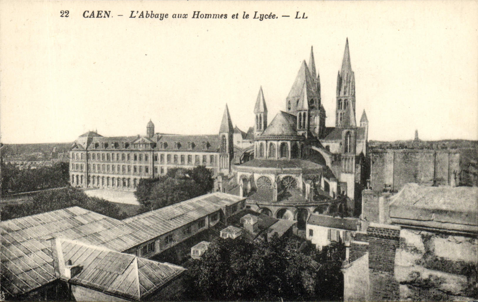CPA Caen L'Abbaye aux Hommes et le Lycee