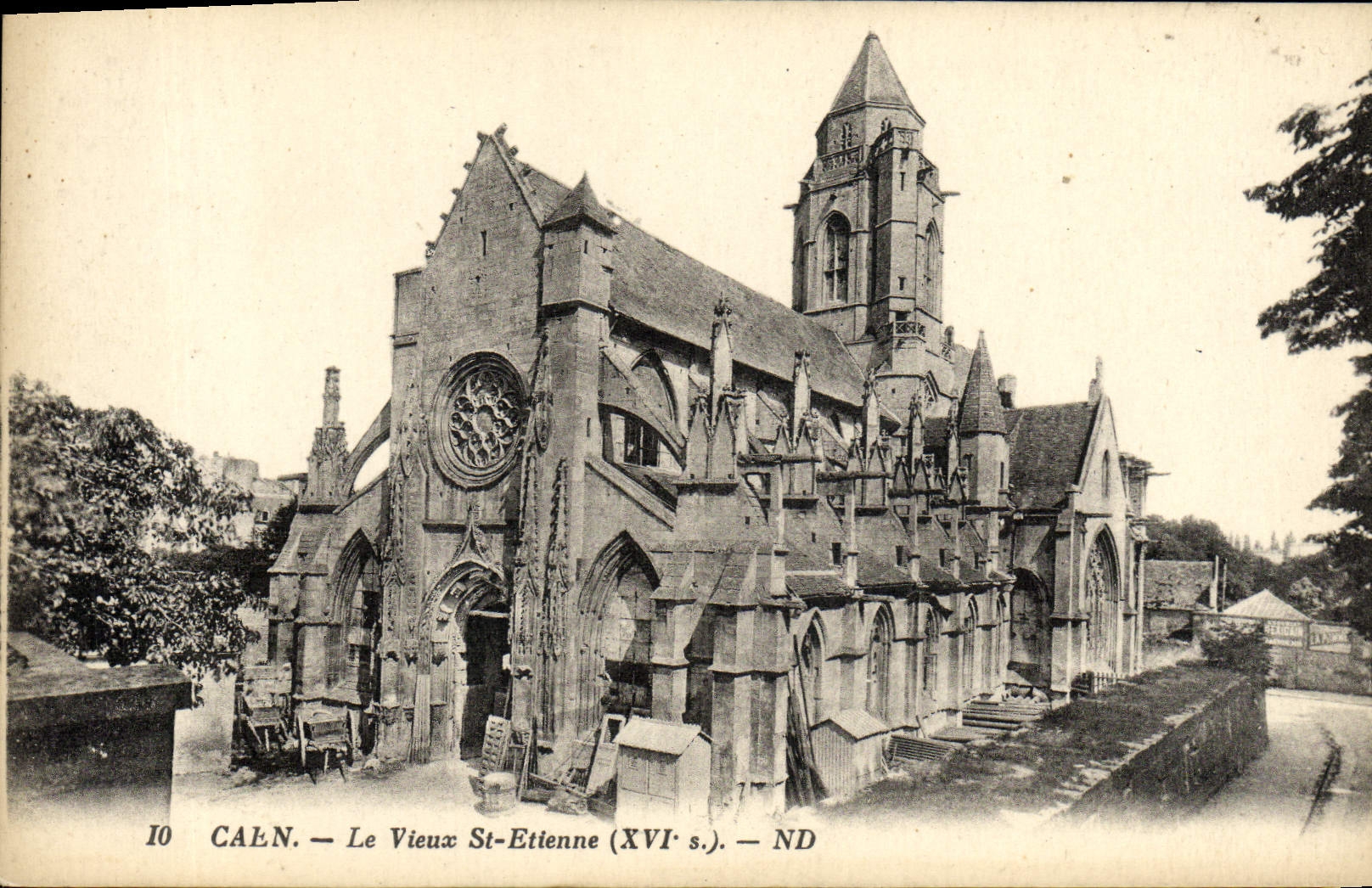 CPA Caen Le Vieux St Etienne