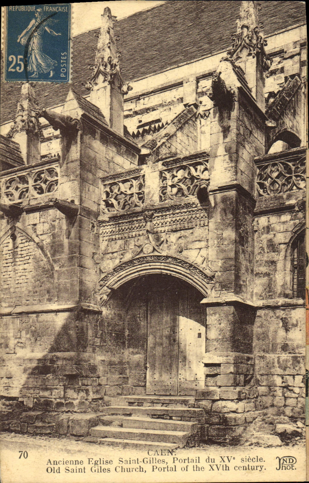 CPA Caen Ancienne Eglise Saint Gilles Portail du 15eme 