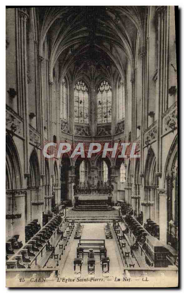 CPA Caen L'Eglise Saint Pierre La nef