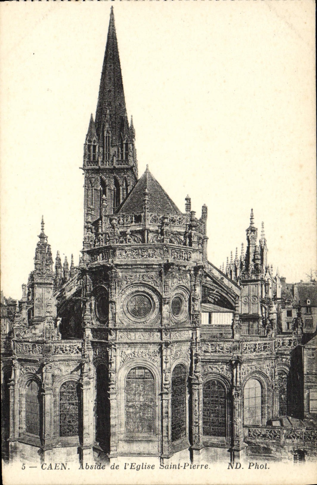 Caen — Abside de l'Église Saint-Pierre — ND. Phot. CAEN