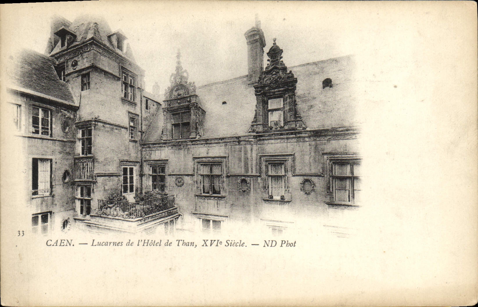 CAEN — Lucarnes de l'Hôtel de Than, XVIe Siècle — ND Pbot
