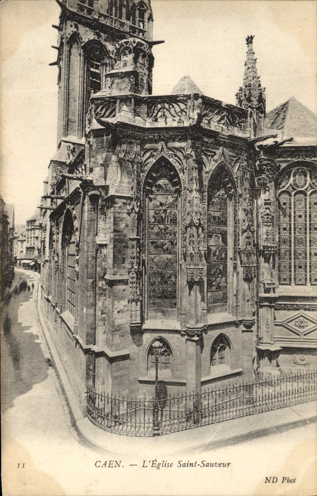CAEN — L'Église Saint-Sauveur — ND Phot