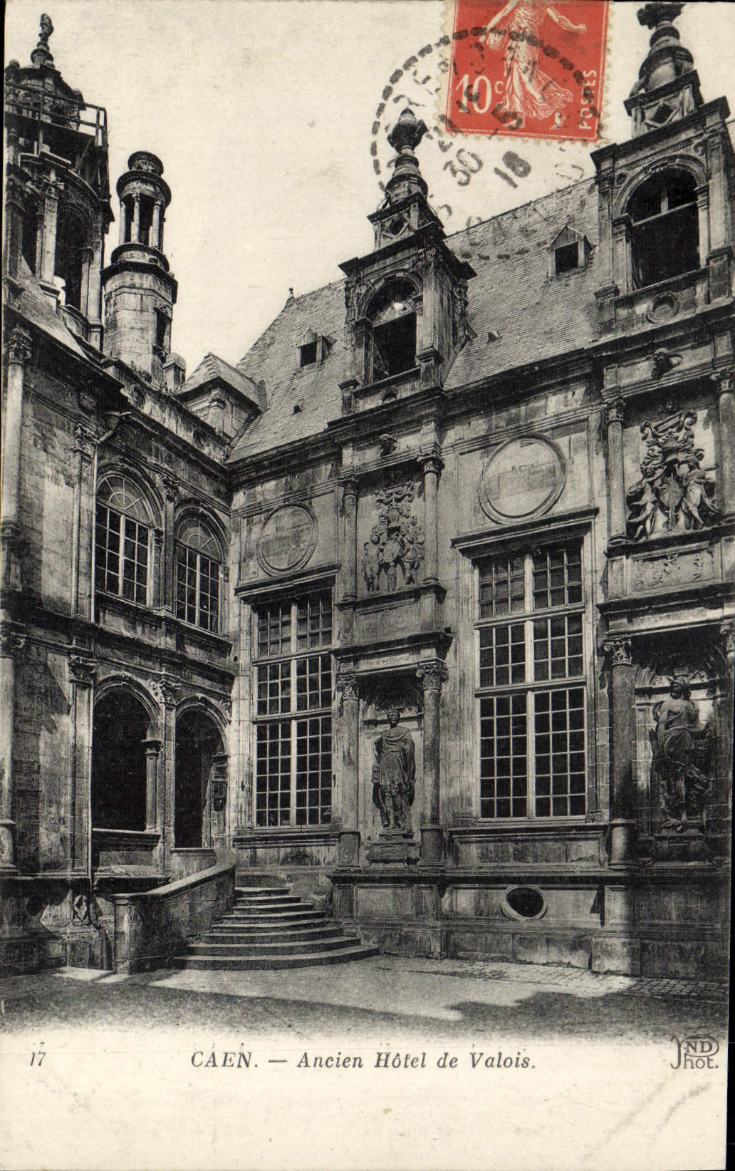 CÅEN — Ancien Hôtel de Valois — JND Phot.