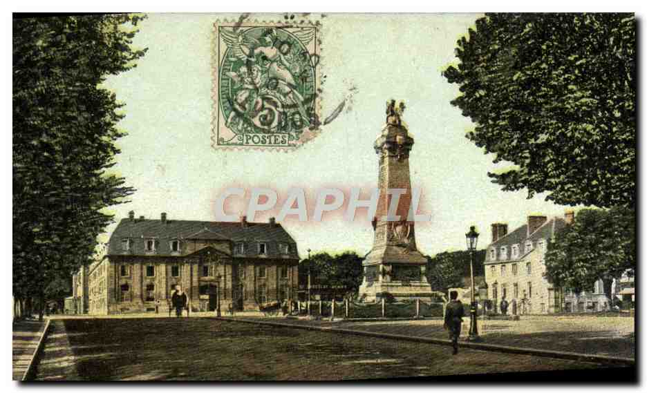 CPA Caen Place Alexandre III Le monument des Mobiles 