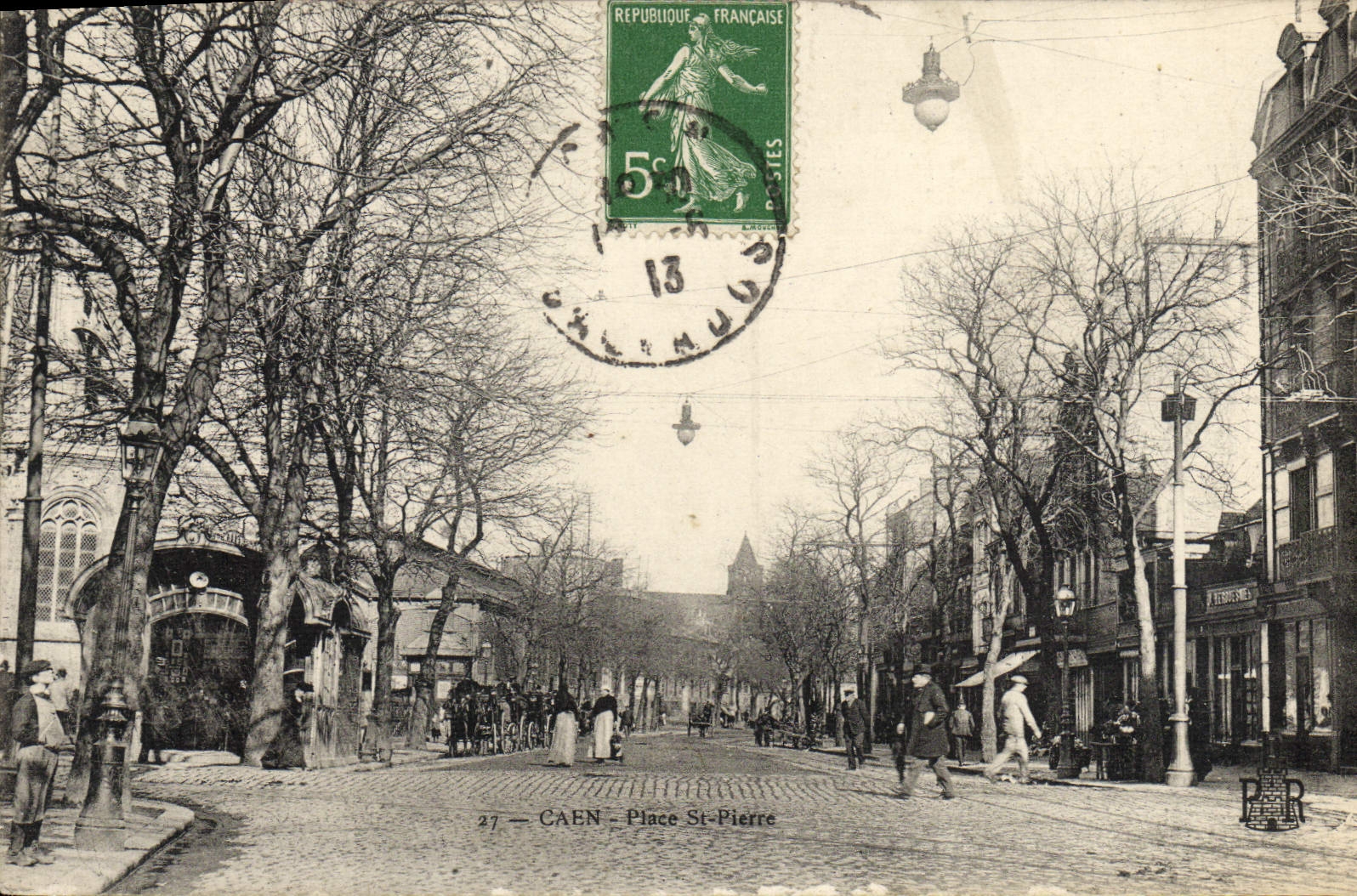 CAEN - Place St-Pierre — vue urbaine — éditeur P.R. n°27