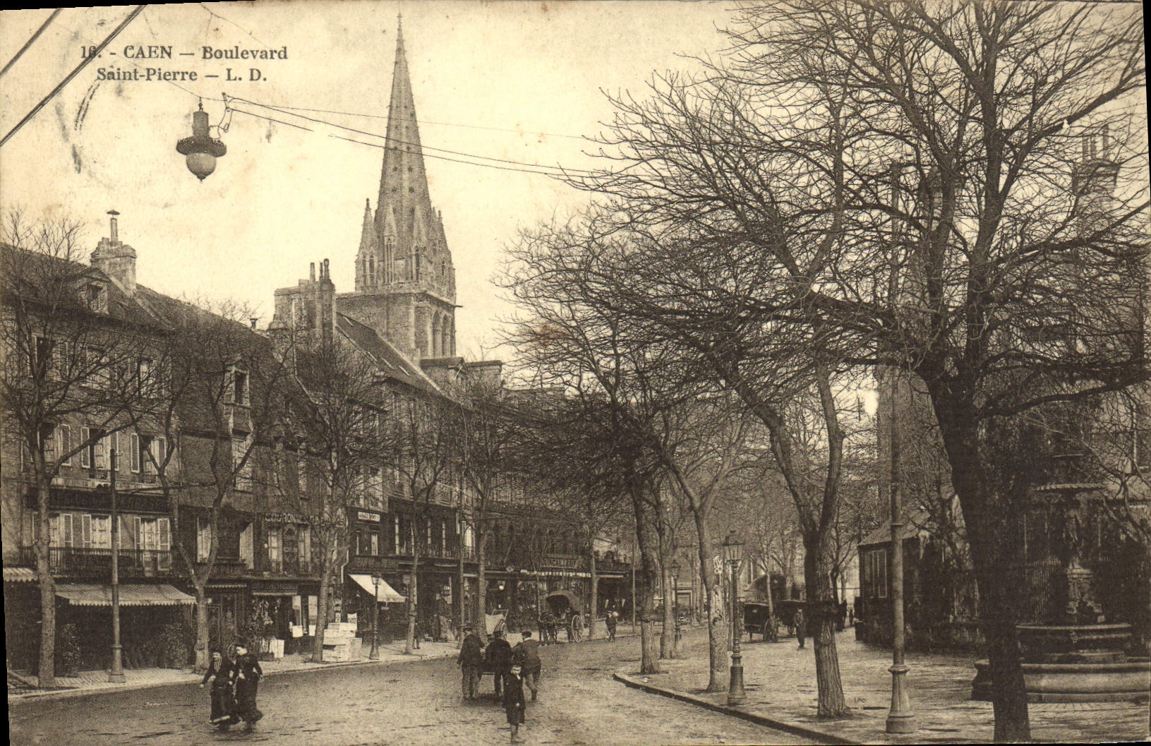 CAEN — Boulevard Saint-Pierre — L. D.