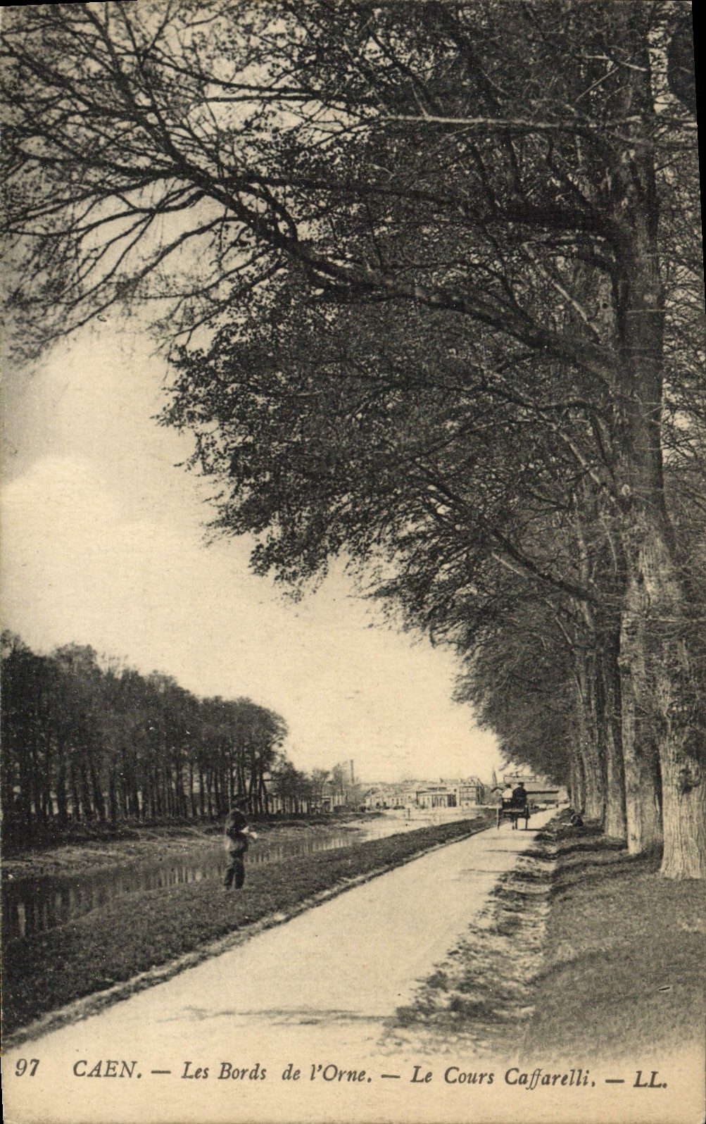 CPA Caen Les Bords de l'Orne Le Cours Caffarelli