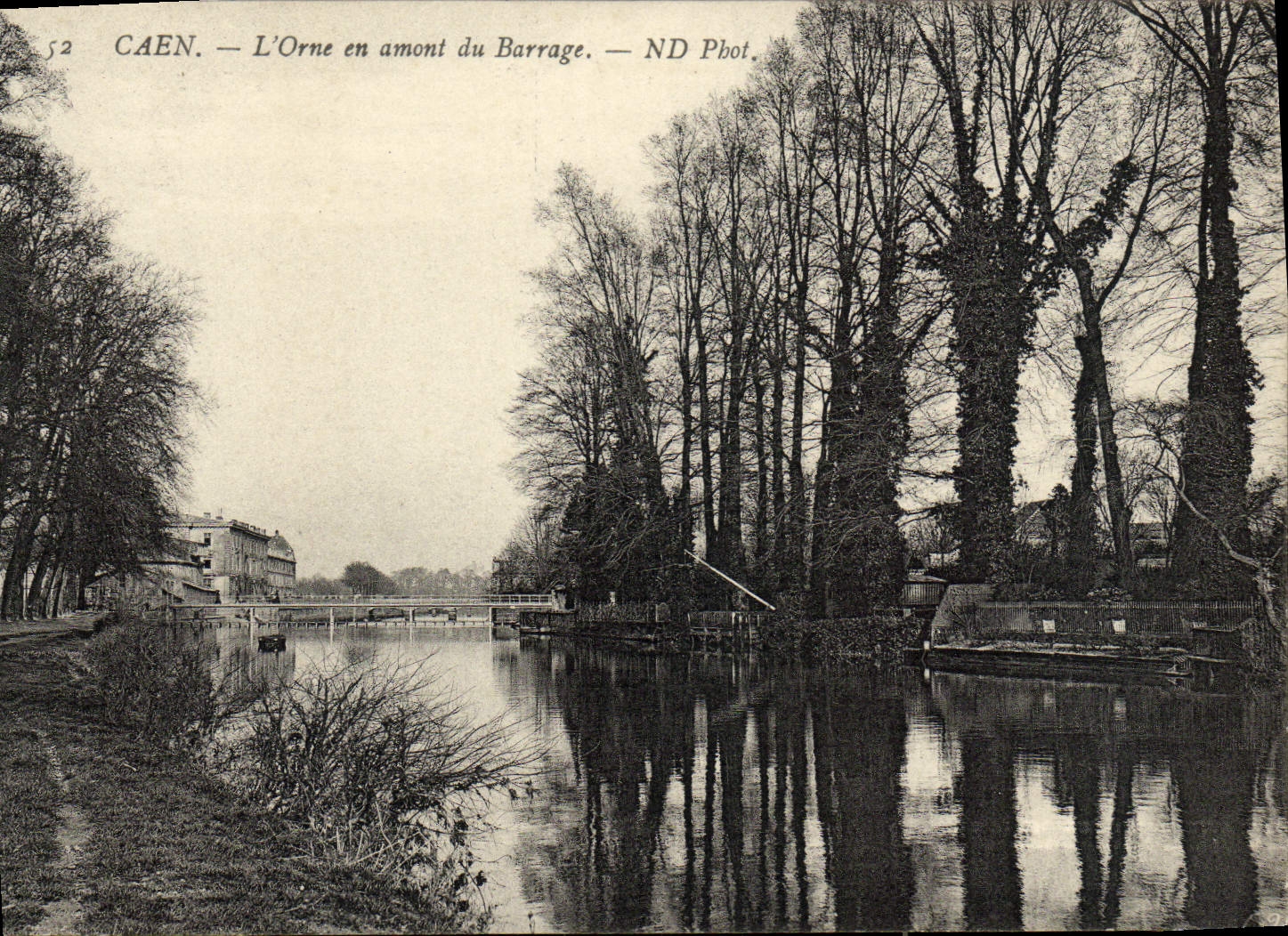 CAEN — L'Orne en amont du Barrage — ND Phot.
