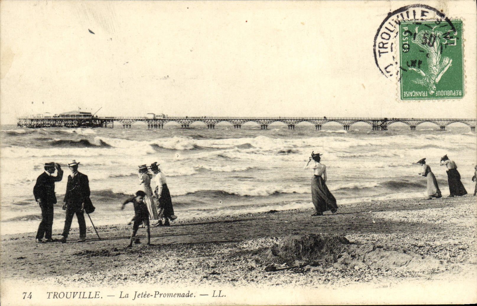 Trouville — La Jetée-Promenade — LL.