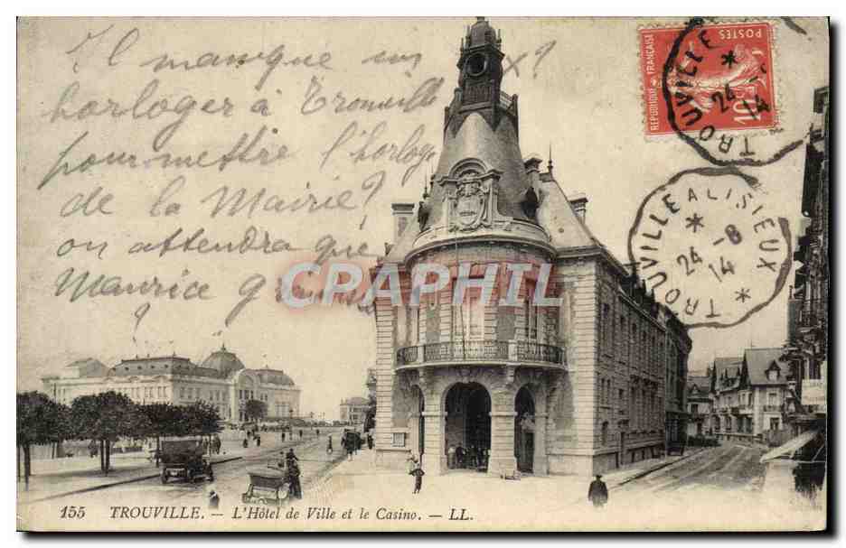 CPA Trouville L'Hotel de Ville et le Casino 