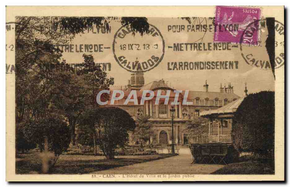CPA Caen L'hotel de ville et le jardin public 