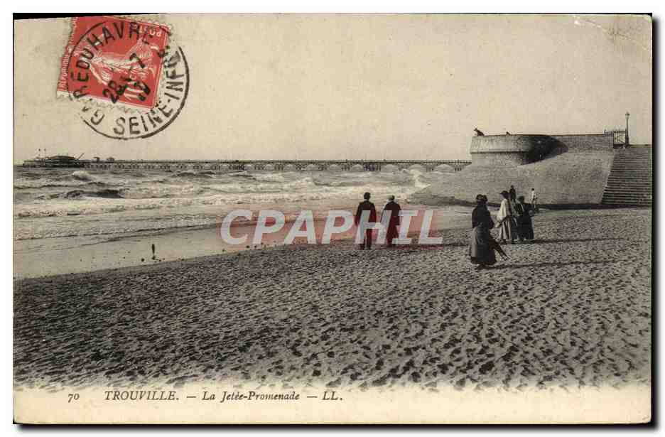 CPA Trouville La jetee promenade